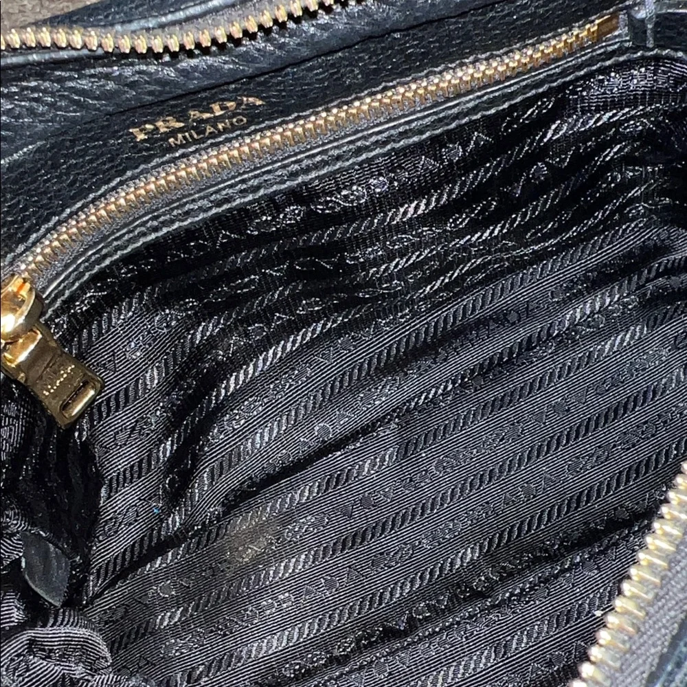 3308 Prada Black Leather Shoulder Bag with Gold Details - Picture 8 of 8
